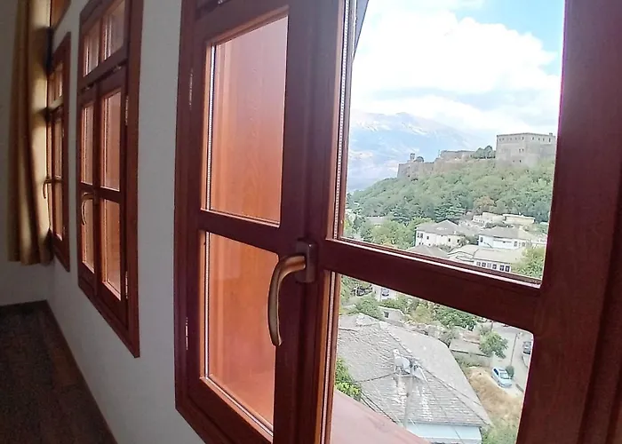Celo Πανσιόν 3*