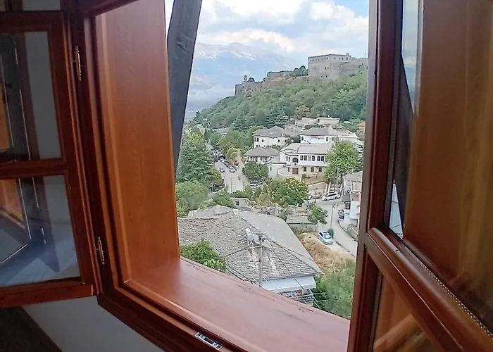 Celo Πανσιόν Αργυρόκαστρο