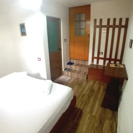 Celo Guest house Gjirokaster