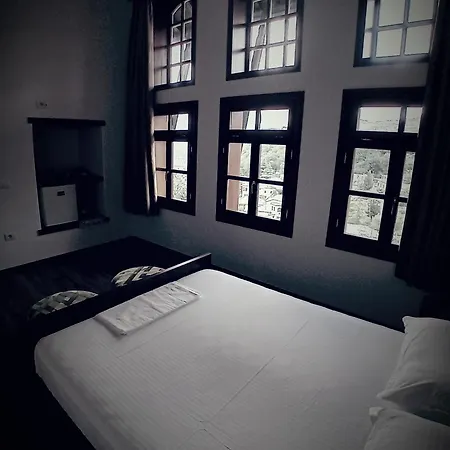 Celo 3* Gjirokastër