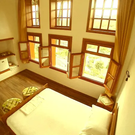 Celo 3* Gjirokastër