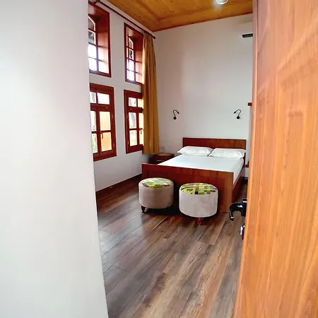 Celo 3* Gjirokastër